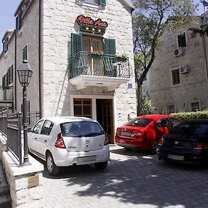 Ana Alojamento de Acomodação e Pequeno-almoço Split